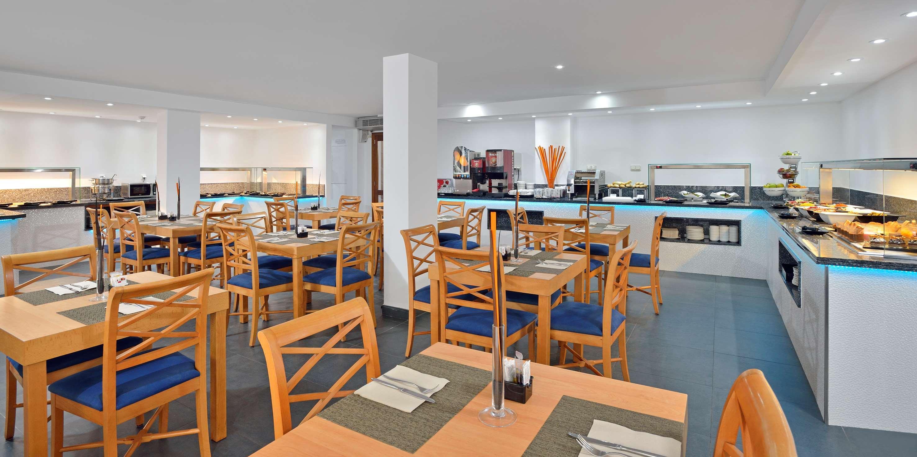 Sol Cala D'Or Apartamentos מראה חיצוני תמונה